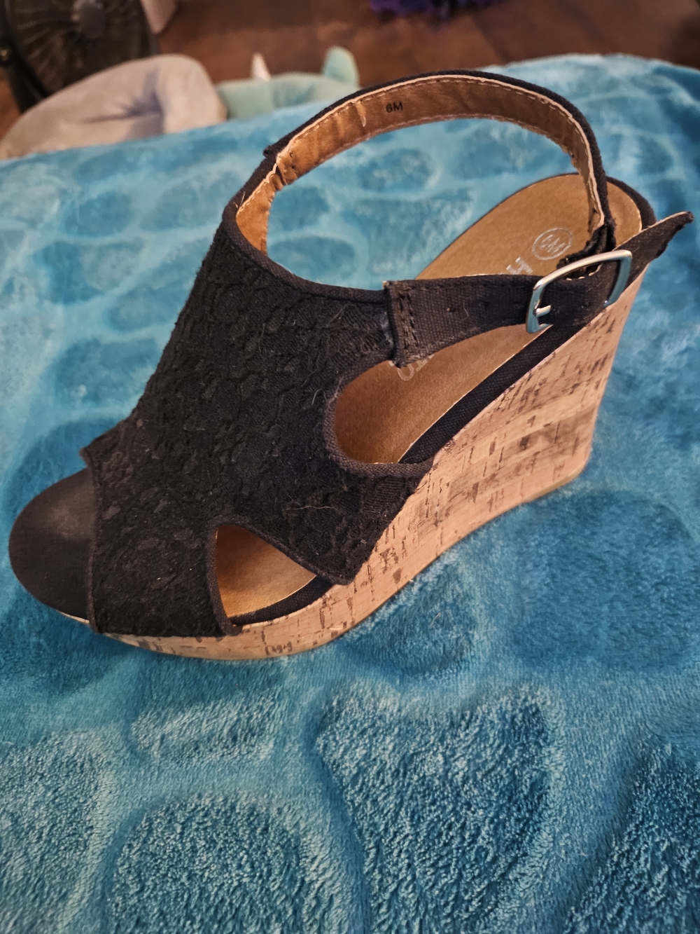 HOT TOMATO Black Lace Fake Cork Wedge Sandals SIZE 6M